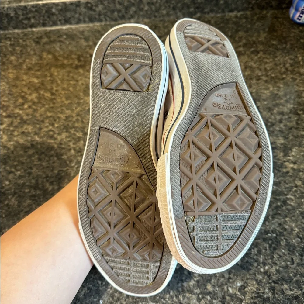 Converse - Picture 3 of 4